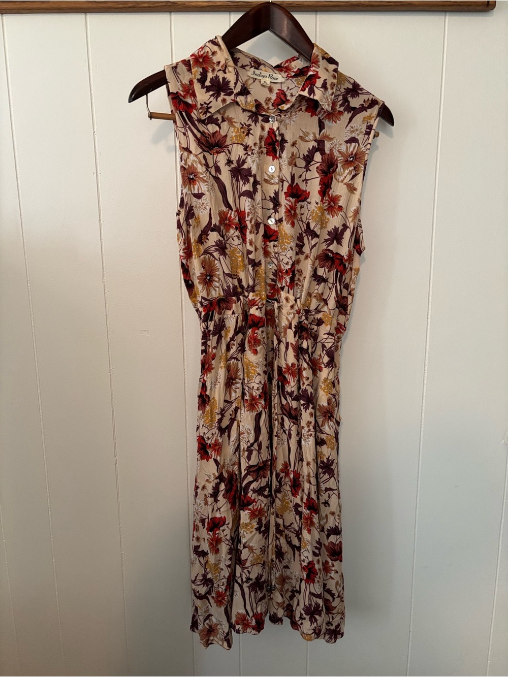 Sleeveless Beige Floral Midi Dress with Button-Front and tie waist